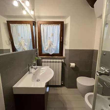 Ferienhaus La Casetta Collelungo (Baschi)